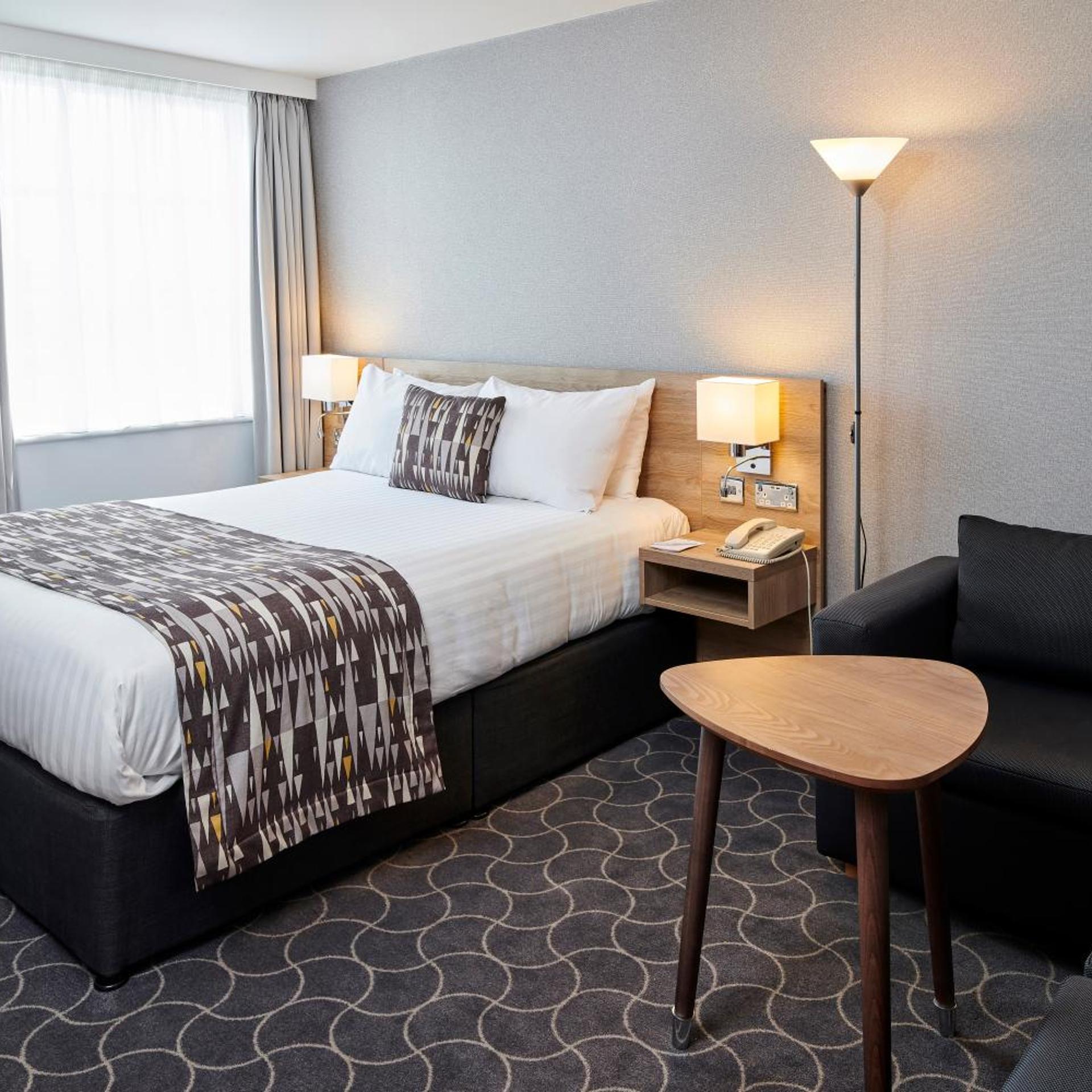 holiday inn ellesmere port by ihg