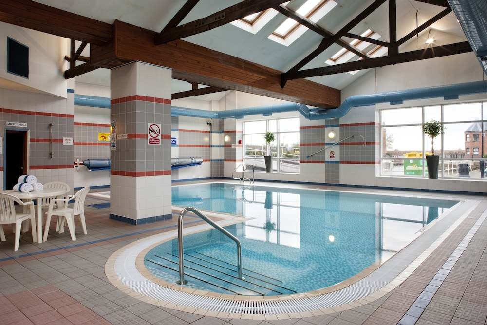 holiday inn ellesmere port by ihg