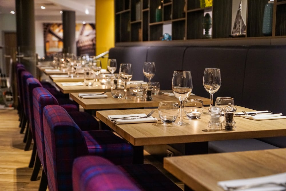 holiday inn ellesmere port by ihg