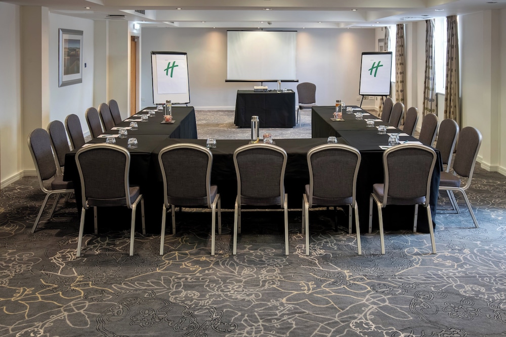 holiday inn ellesmere port by ihg