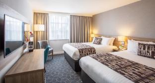 holiday inn ellesmere port by ihg
