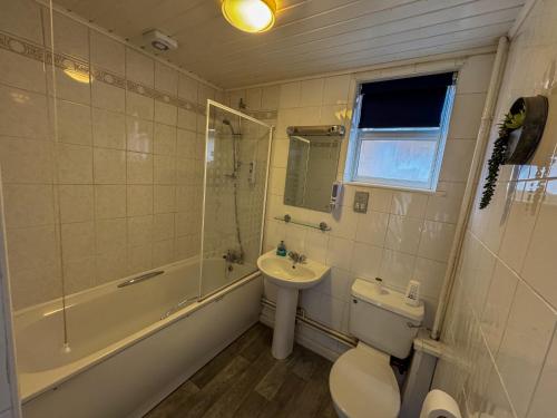 The New England Hotel,Lincoln>>Boston,3 star