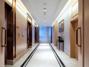 vienna hotel chongqingwushan municipal square