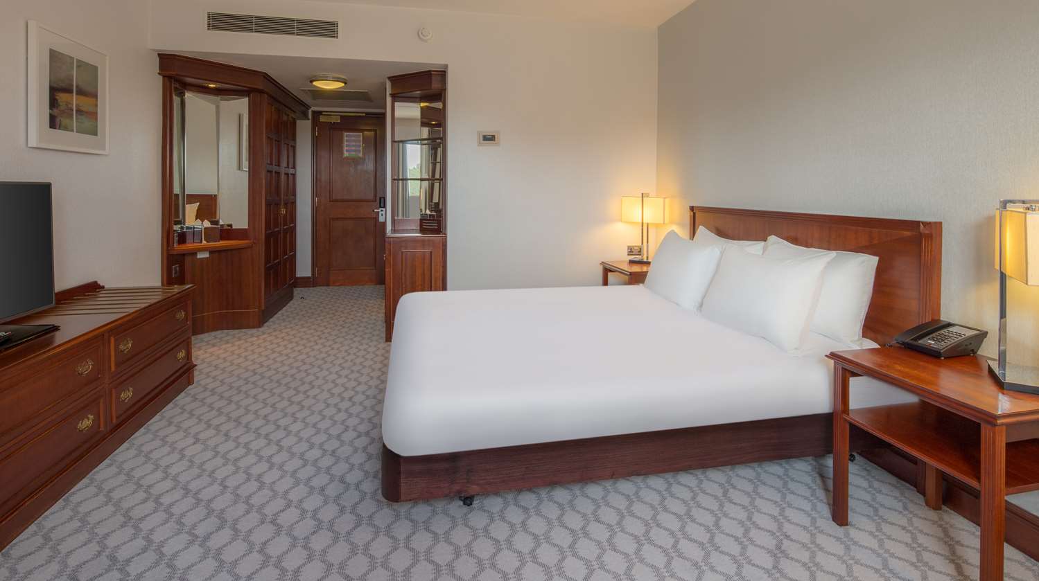 hilton east midlands airport