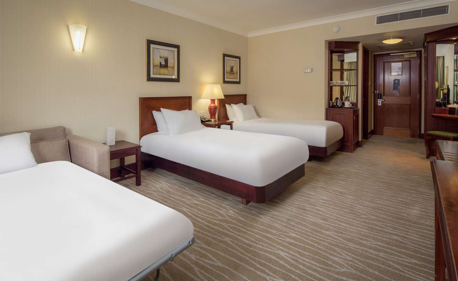 hilton east midlands airport