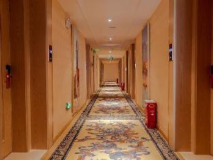 vienna hotel yueyang east railway station store