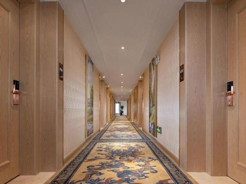 vienna hotel yueyang east railway station store