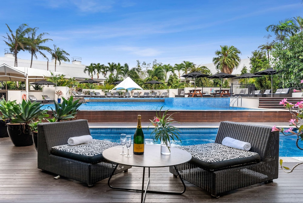 shangri la the marina cairns