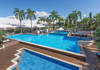 shangri la the marina cairns