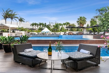 shangri la the marina cairns