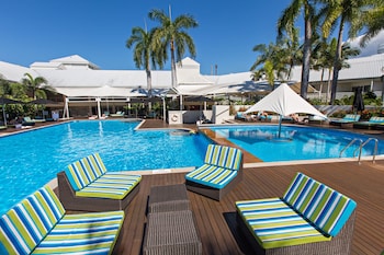 shangri la the marina cairns