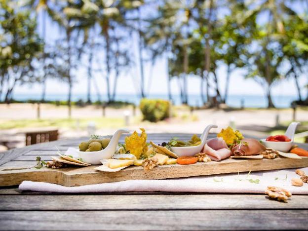 the reef house palm cove