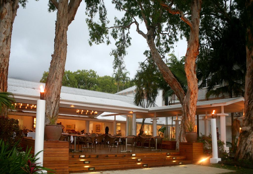 the reef house palm cove