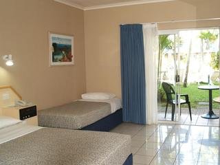 hotel tropiq