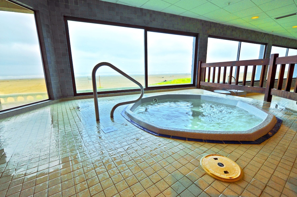 promenade inn and suites oceanfront