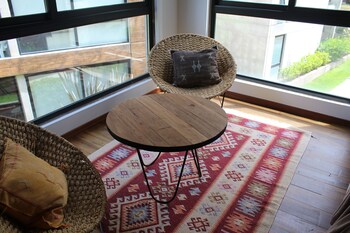 be house suites and spa by nobile