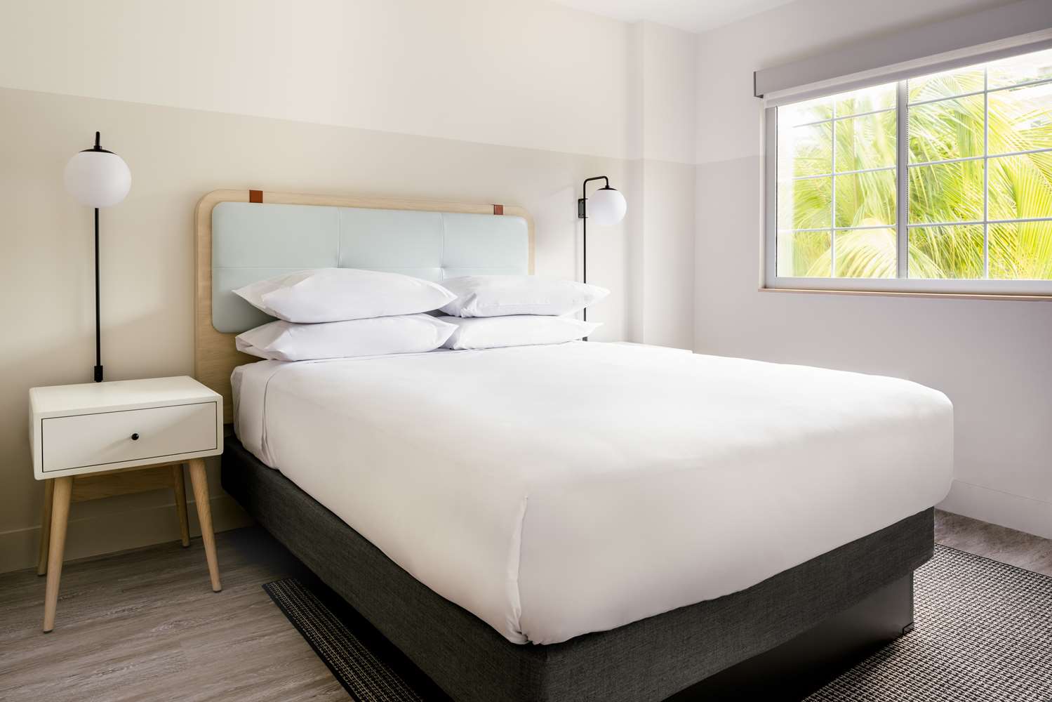 hampton by hilton grand cayman seven mile beach