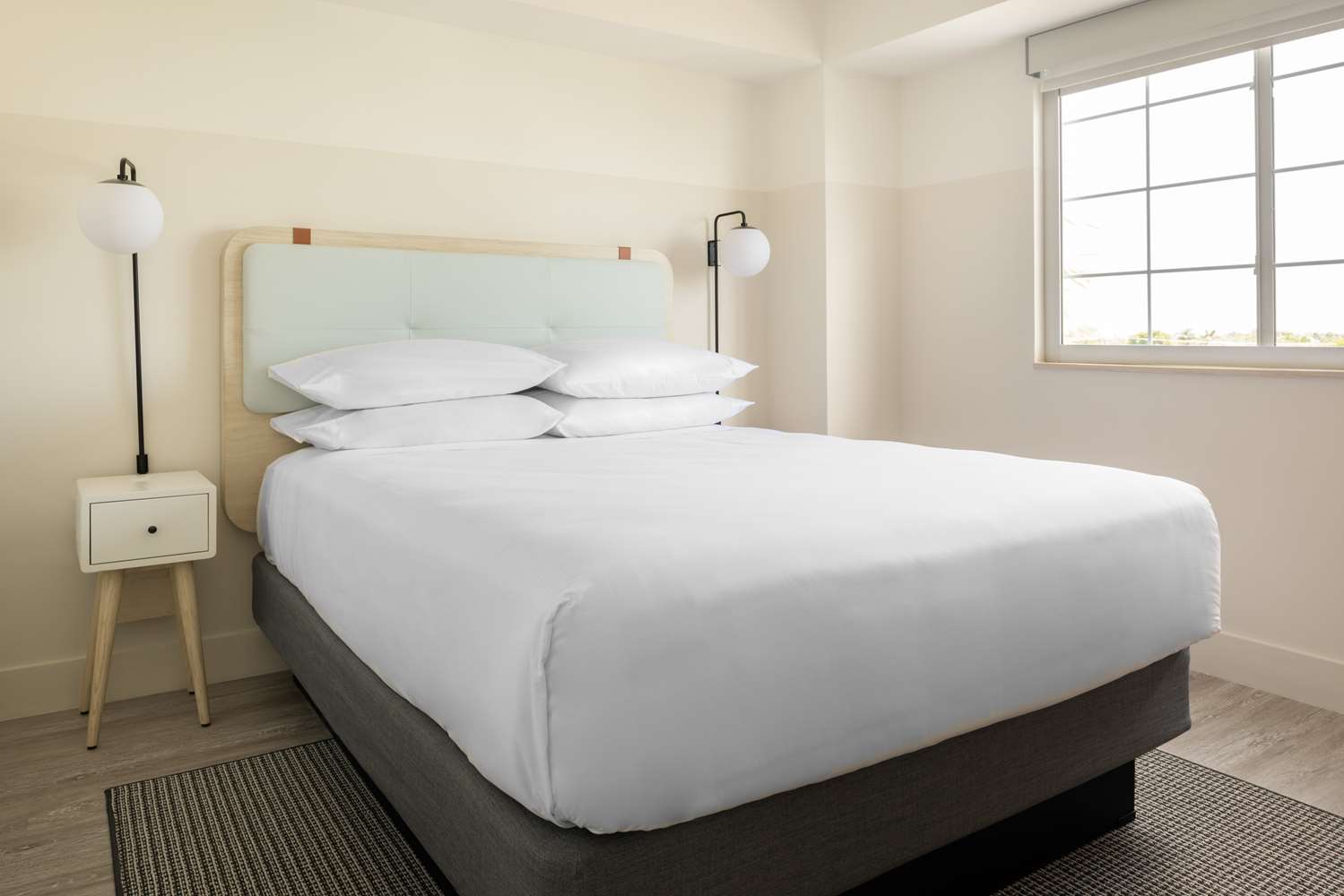 hampton by hilton grand cayman seven mile beach
