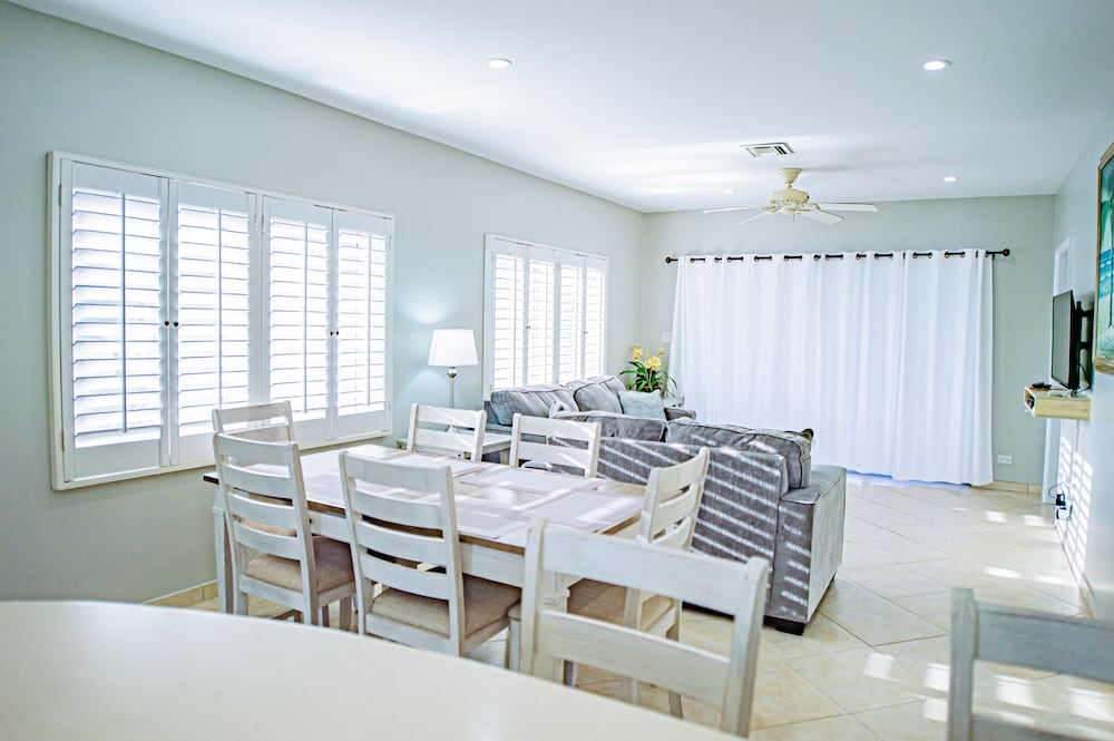seven mile beach resort and club