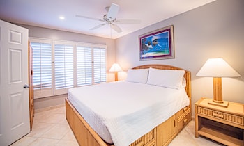 seven mile beach resort and club