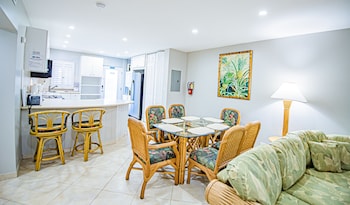 seven mile beach resort and club