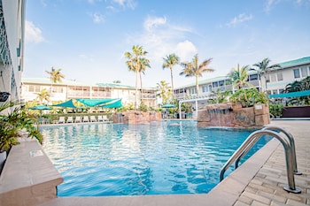 seven mile beach resort and club