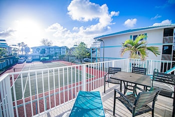 seven mile beach resort and club