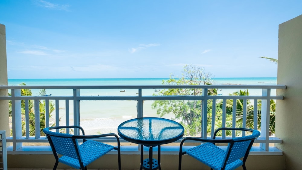 royal phala cliff beach resort and spa
