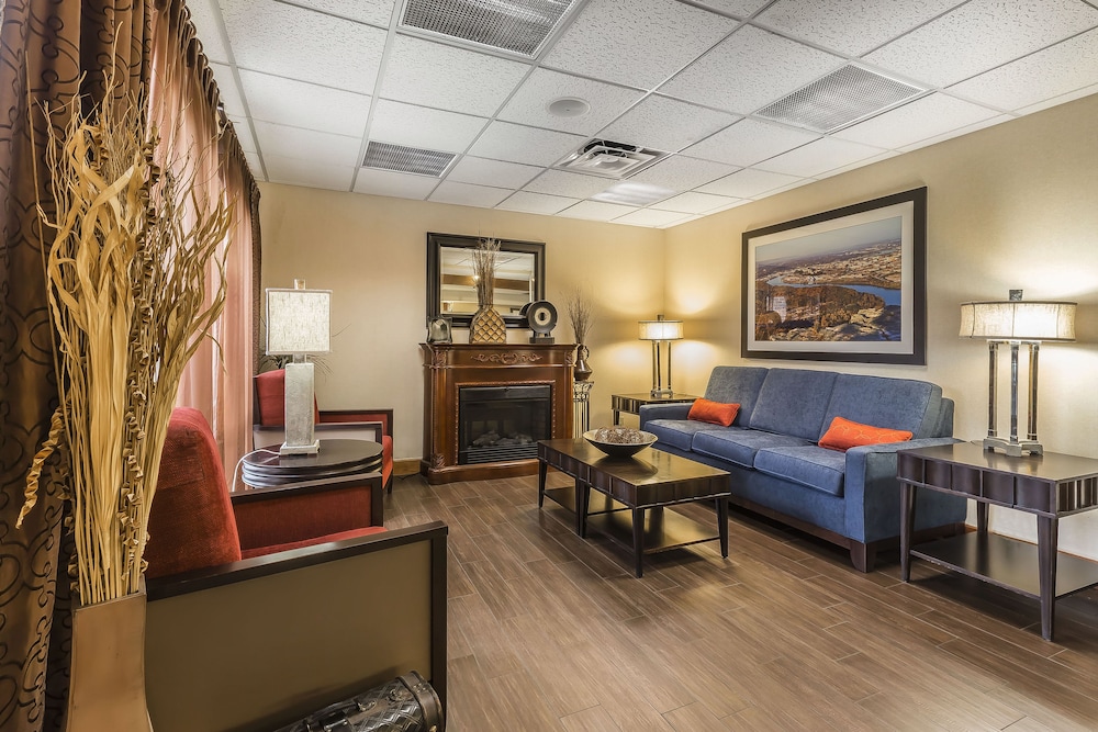 comfort inn downtown