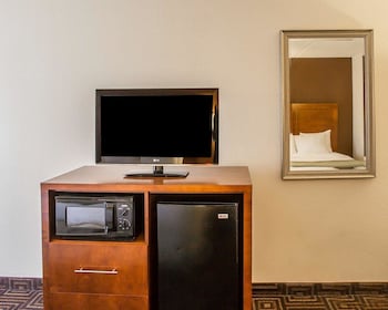 comfort inn downtown