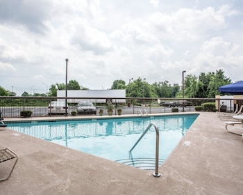 comfort inn downtown