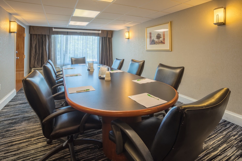 holiday inn harrisburg hershey area i 81 by ihg
