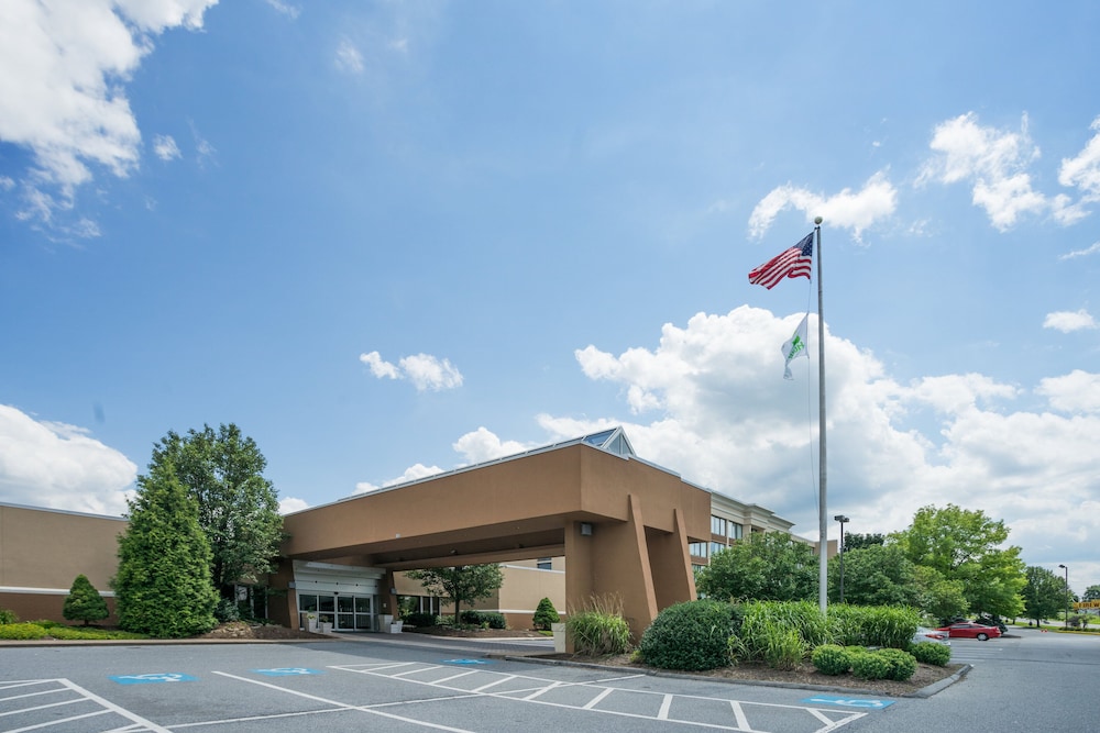 holiday inn harrisburg hershey area i 81 by ihg