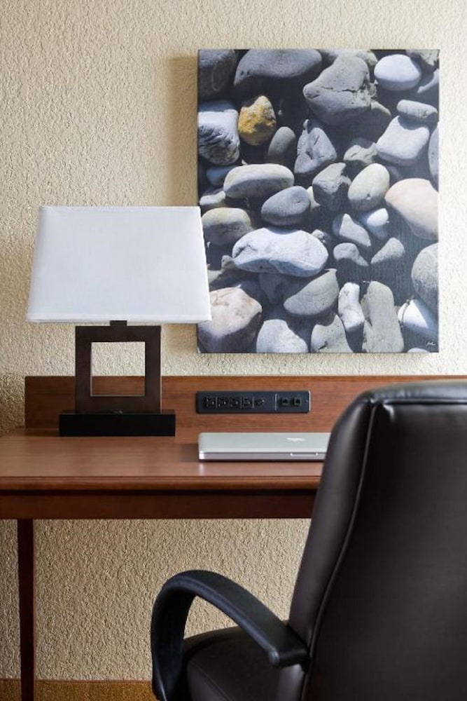 spark by hilton corpus christi southeast