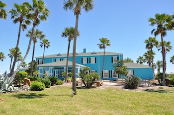 Plantation Suites & Conference Center,Nueces County>>Corpus Christi,2 star