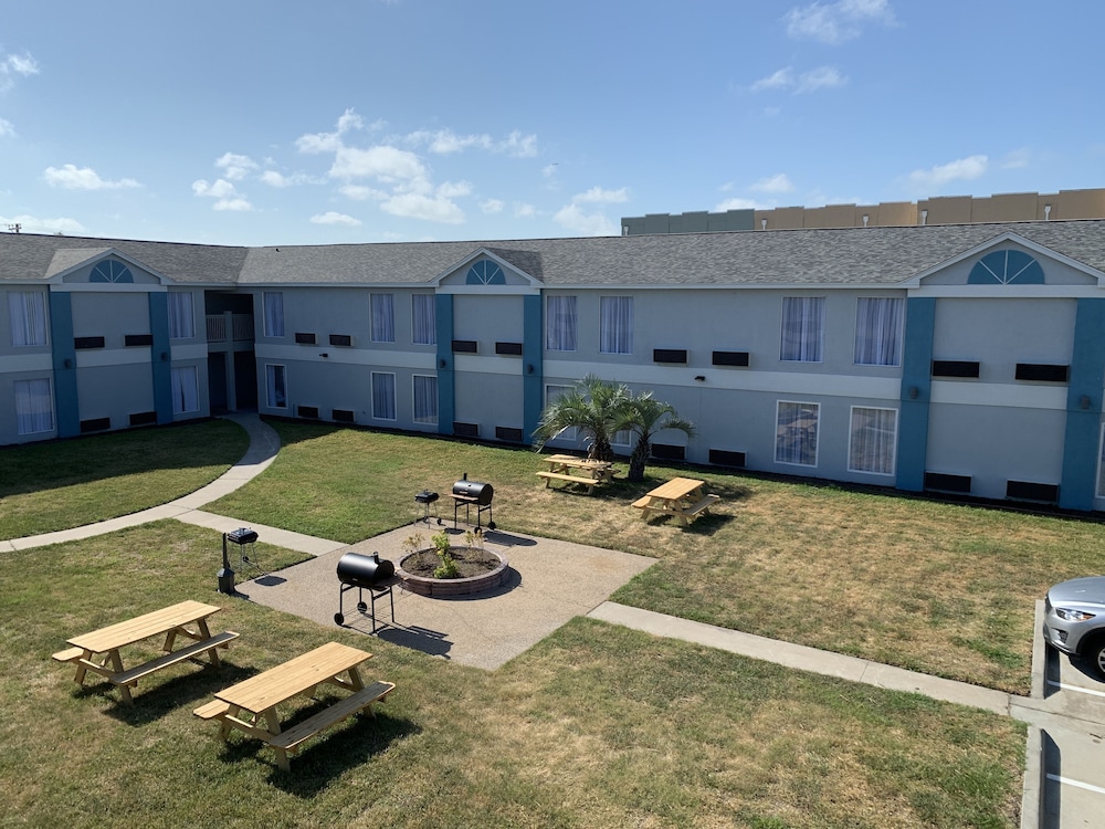 days inn by wyndham rockport texas