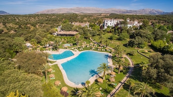 la bobadilla a royal hideaway hotel