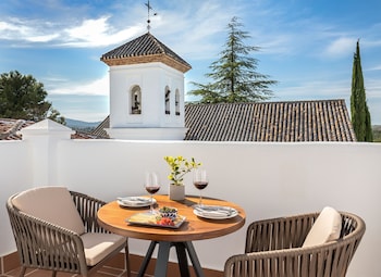 la bobadilla a royal hideaway hotel