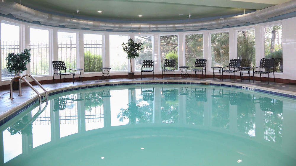 holiday inn express and suites colorado springs north by ihg