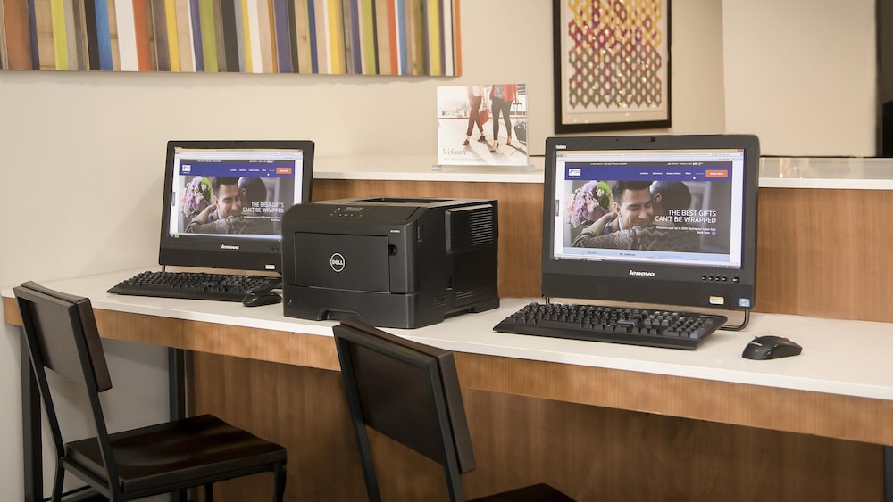 holiday inn express and suites colorado springs north by ihg