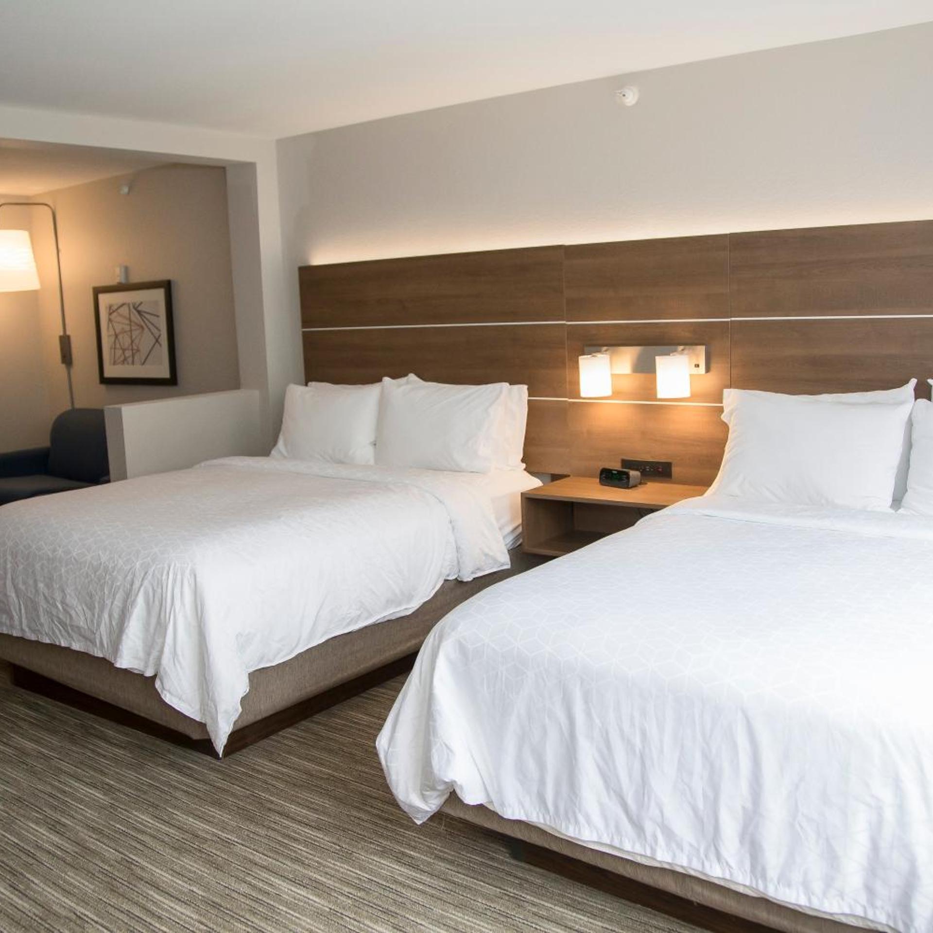 holiday inn express and suites colorado springs north by ihg