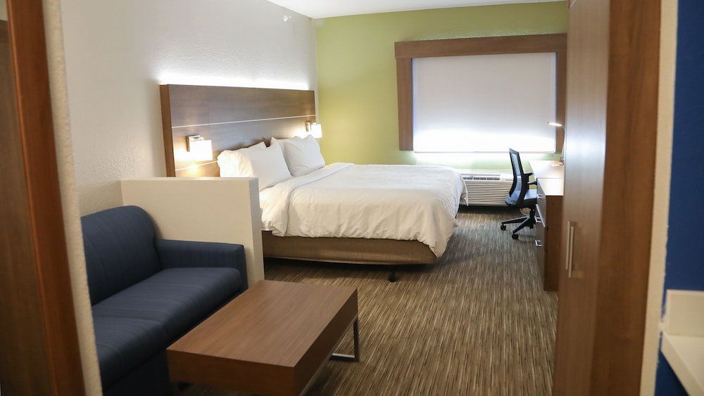 holiday inn express and suites colorado springs north by ihg
