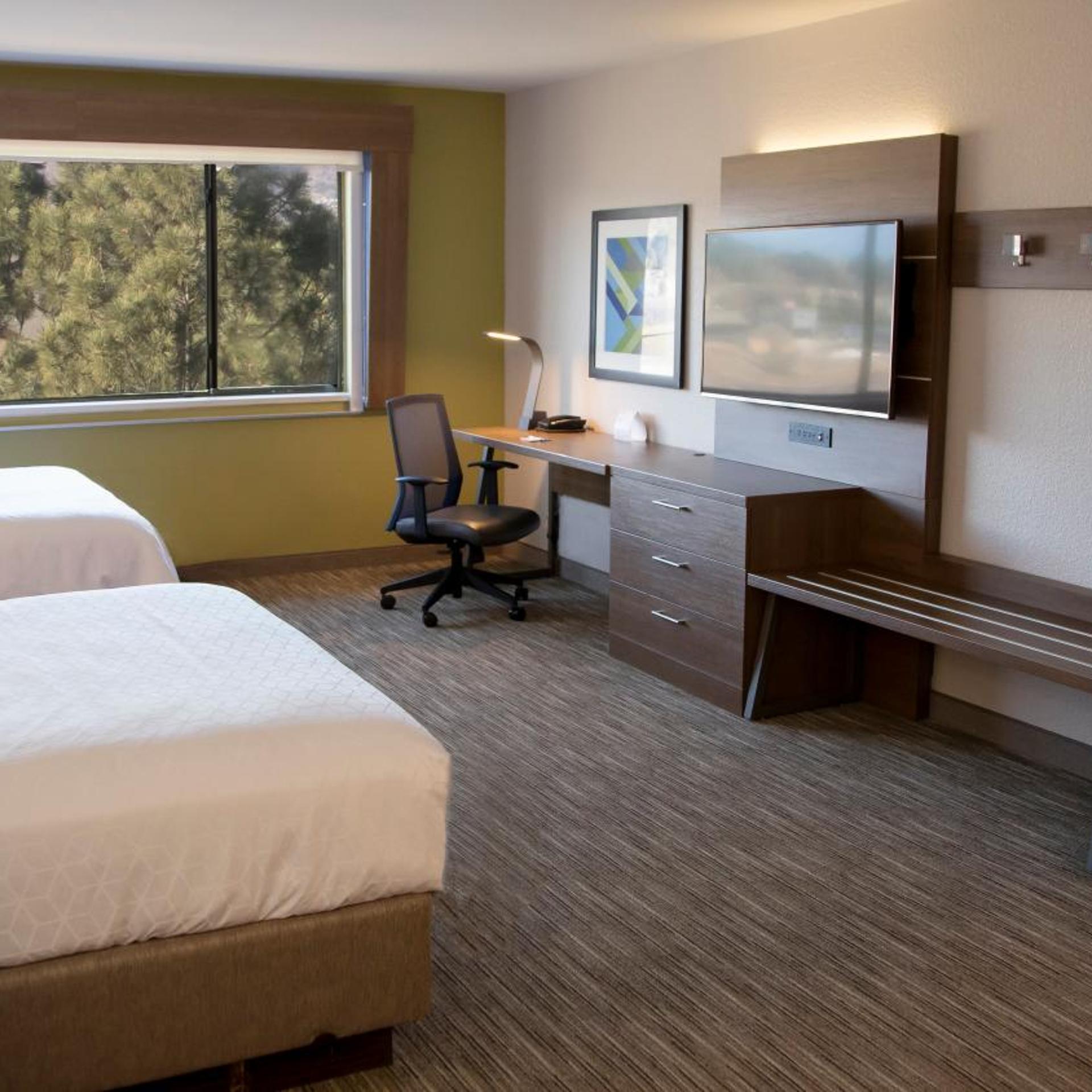 holiday inn express and suites colorado springs north by ihg