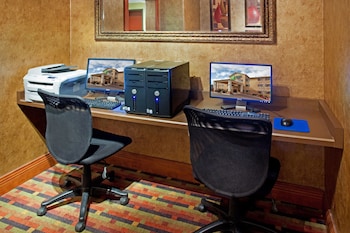 holiday inn express and suites colorado springs north by ihg