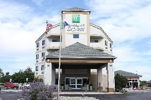 holiday inn express colorado springs airport by ihg