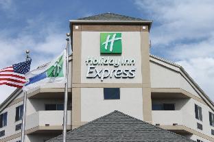 holiday inn express colorado springs airport by ihg