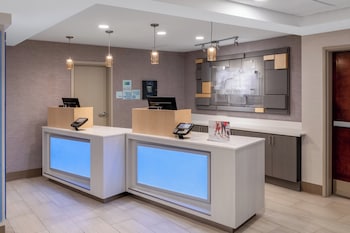 Holiday Inn Express Colorado Springs Airport By Ihg,El Paso County>>Colorado Springs,3 star