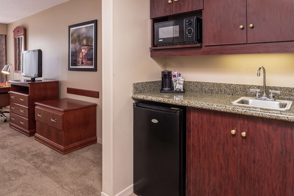 hampton inn columbia northeast fort jackson area