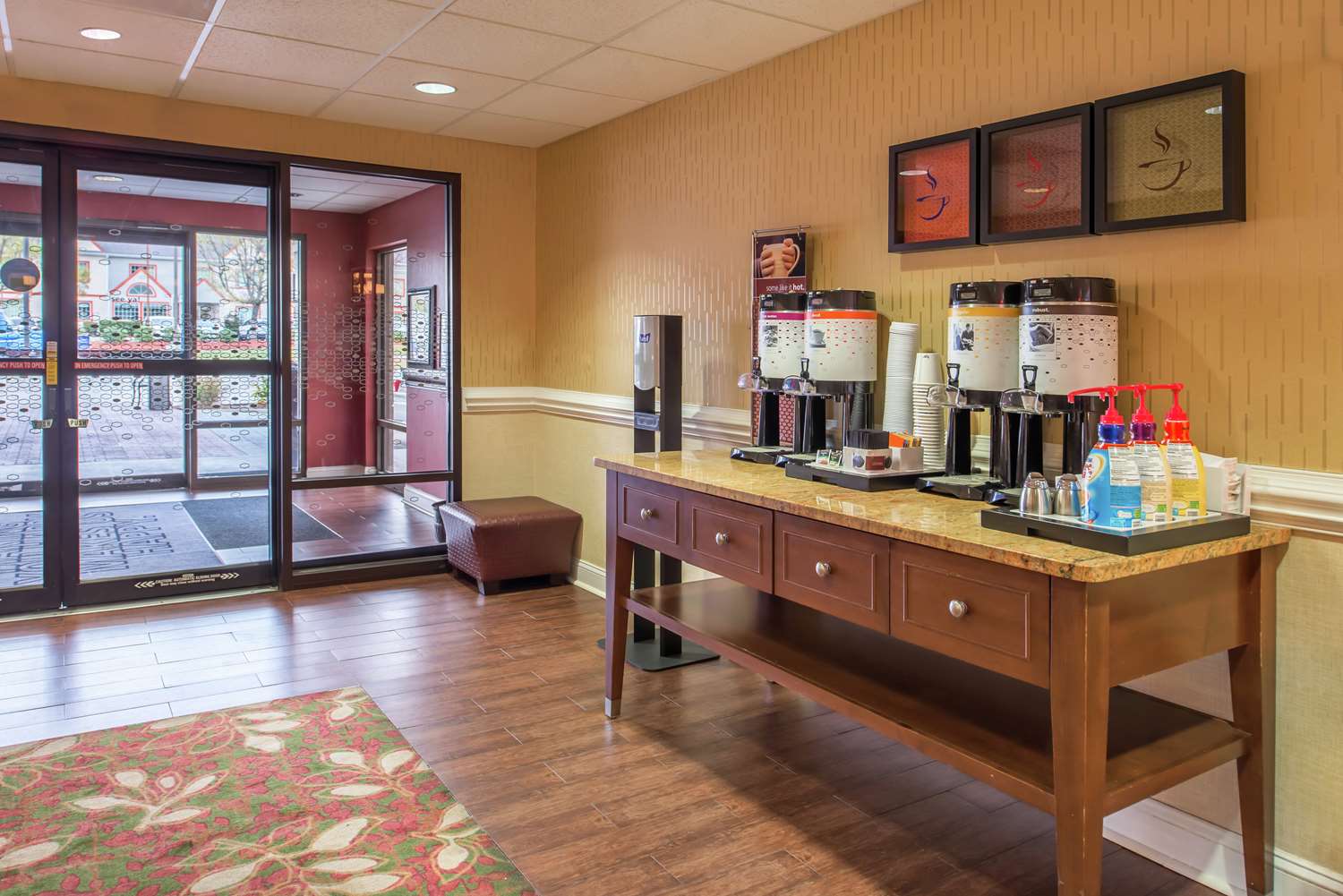 hampton inn columbia northeast fort jackson area