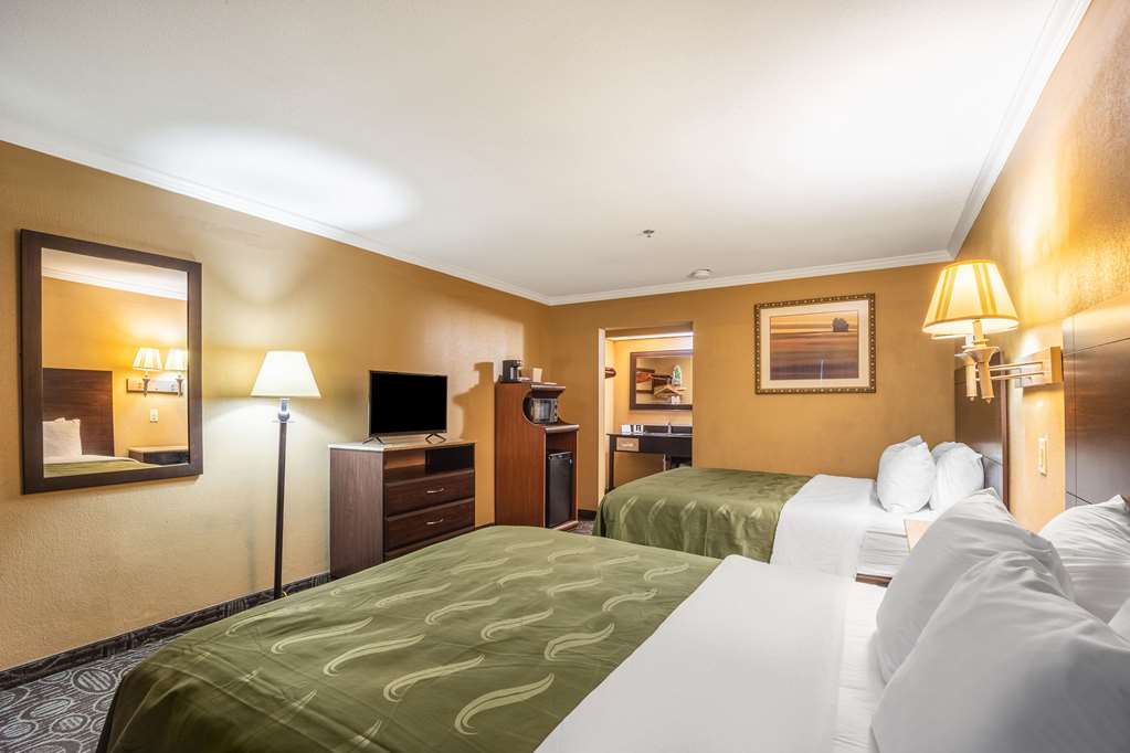 quality inn and suites ft jackson maingate
